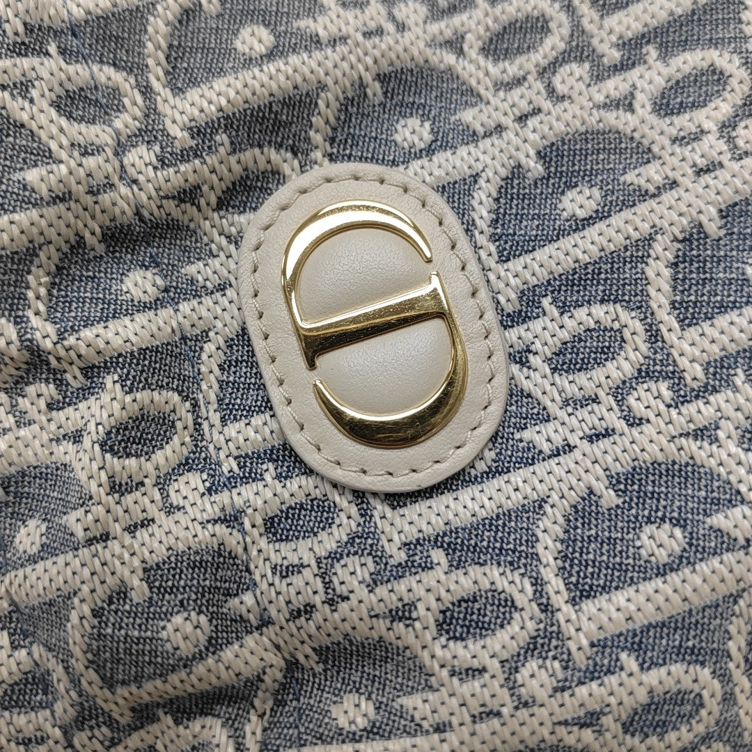 30 Montaigne Mini Oblique Canvas Blue
