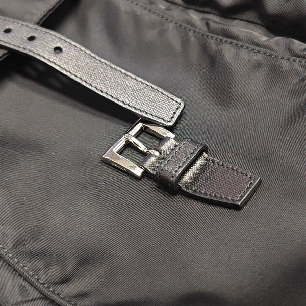 Vela Messenger Bag Nylon Black