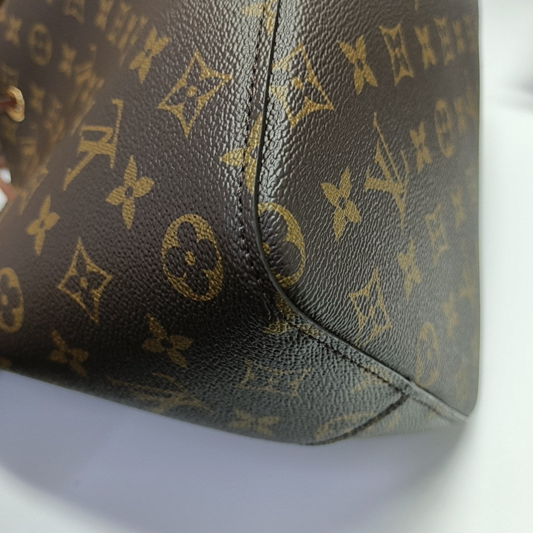 NÉONOÉ MM Monogram Coated Canvas Brown
