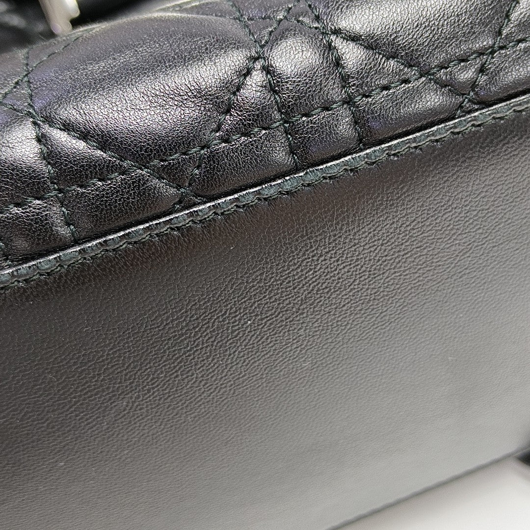 Cannage Calfskin Black