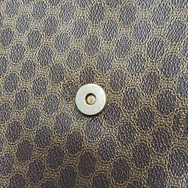 TRIOMPHE ROUND Coated Canvas Brown