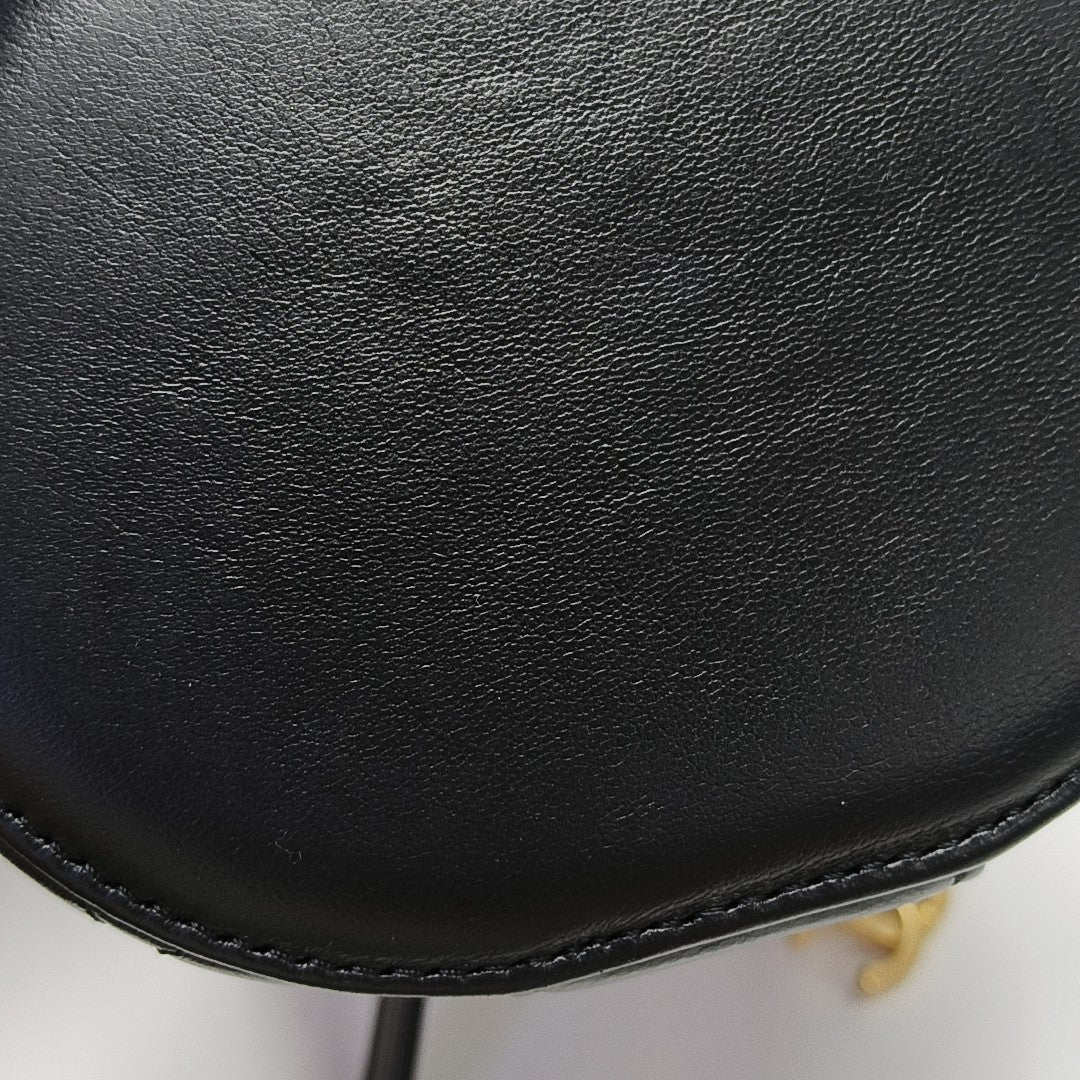 VANITY CASE Small Quilted Lambskin Black