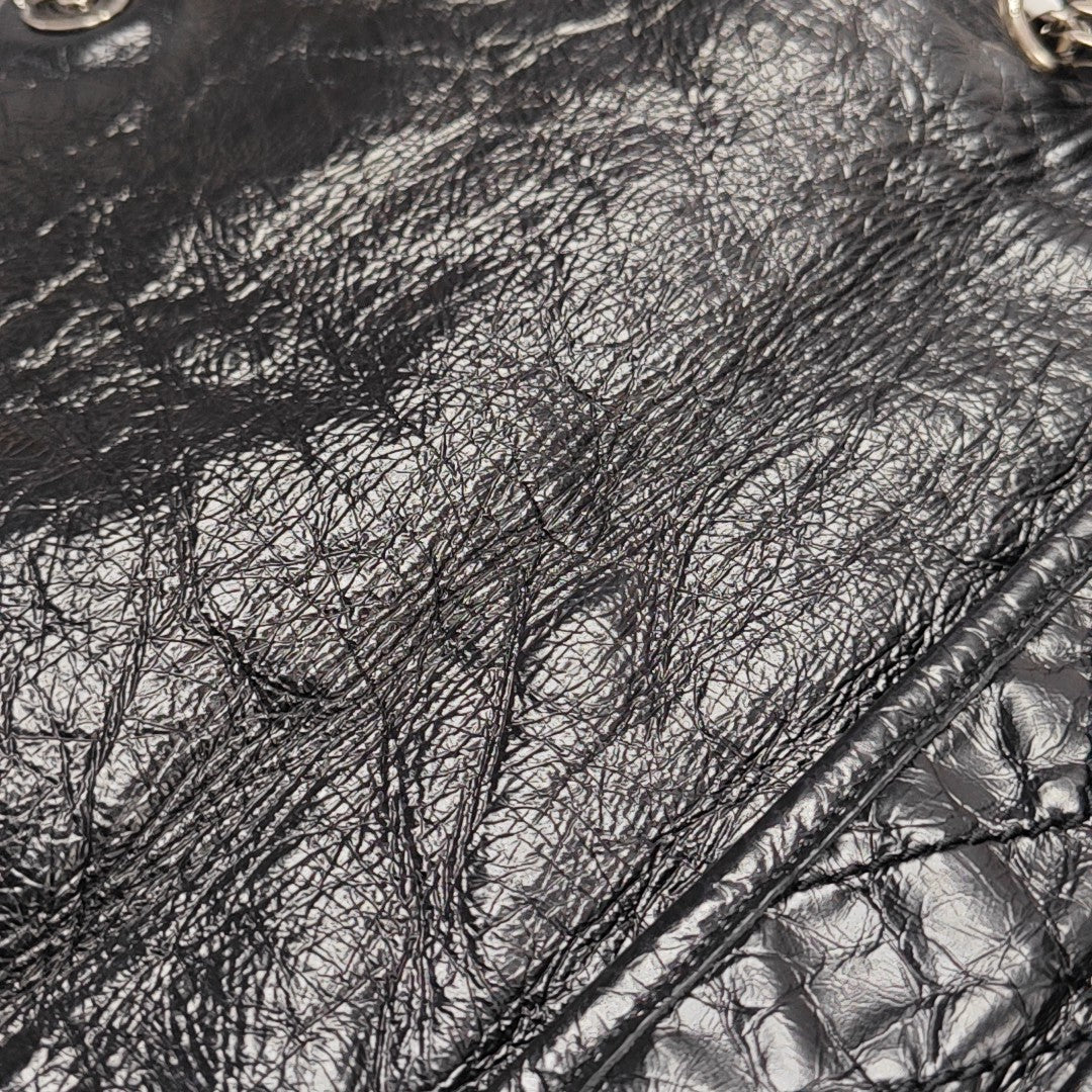 NIKI Large Chevron Calfskin Black