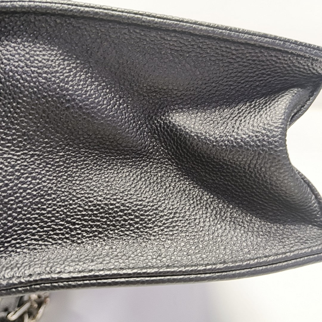 Diorama Medium Quilted Calfskin Black