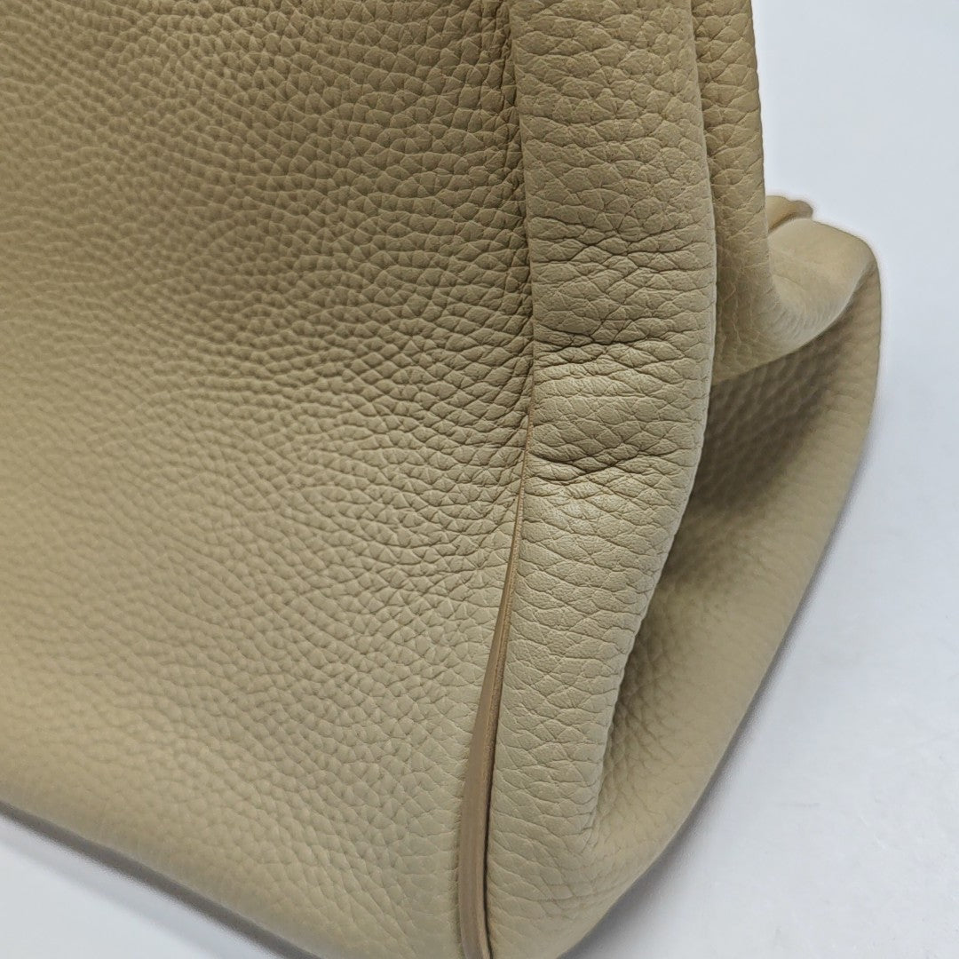 Calfskin Tote Bag Medium Beige