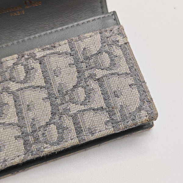 Monedero Saddle de lona Monogram gris