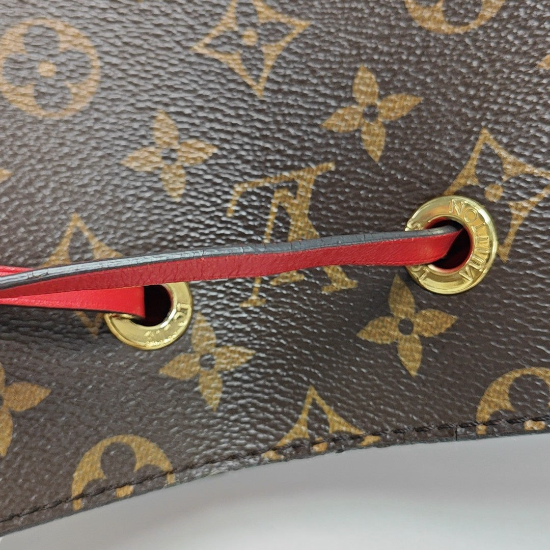 NÉONOÉ MM Monogram Coated Canvas Brown