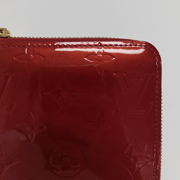 ZIPPY Monogram Patent Calfskin Red Wallet
