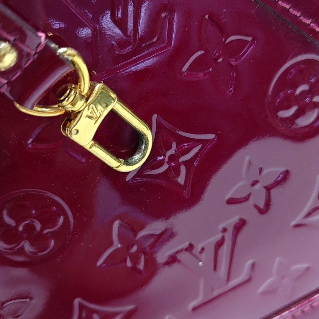 Authenticated pre-owned  ALMA BB Monogram Patent Leather Burgundy - Shoulder Bag at Looply