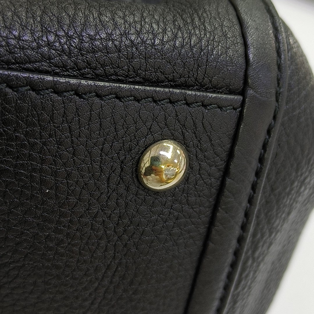 Soho Medium Calfskin Black