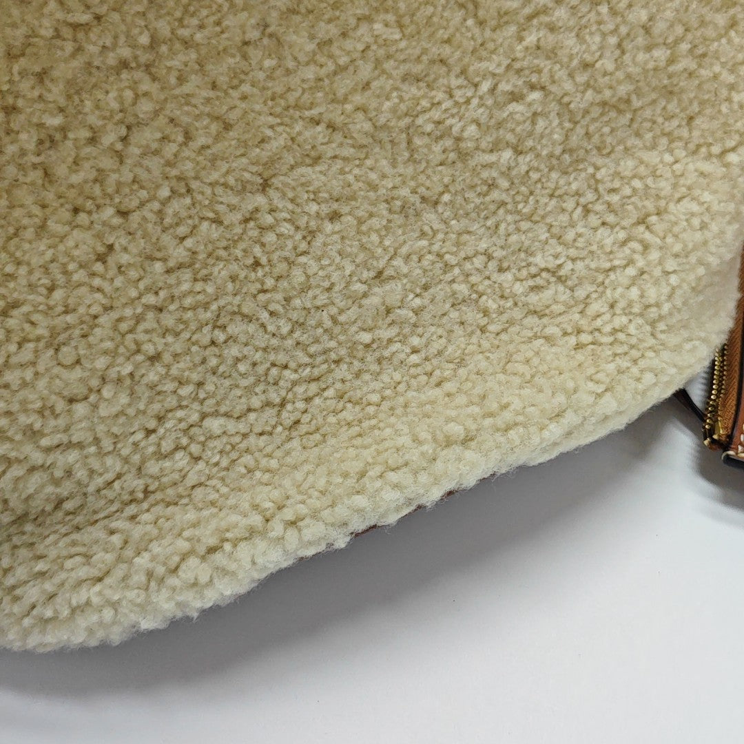 BUCKET 16 Sheepskin Beige