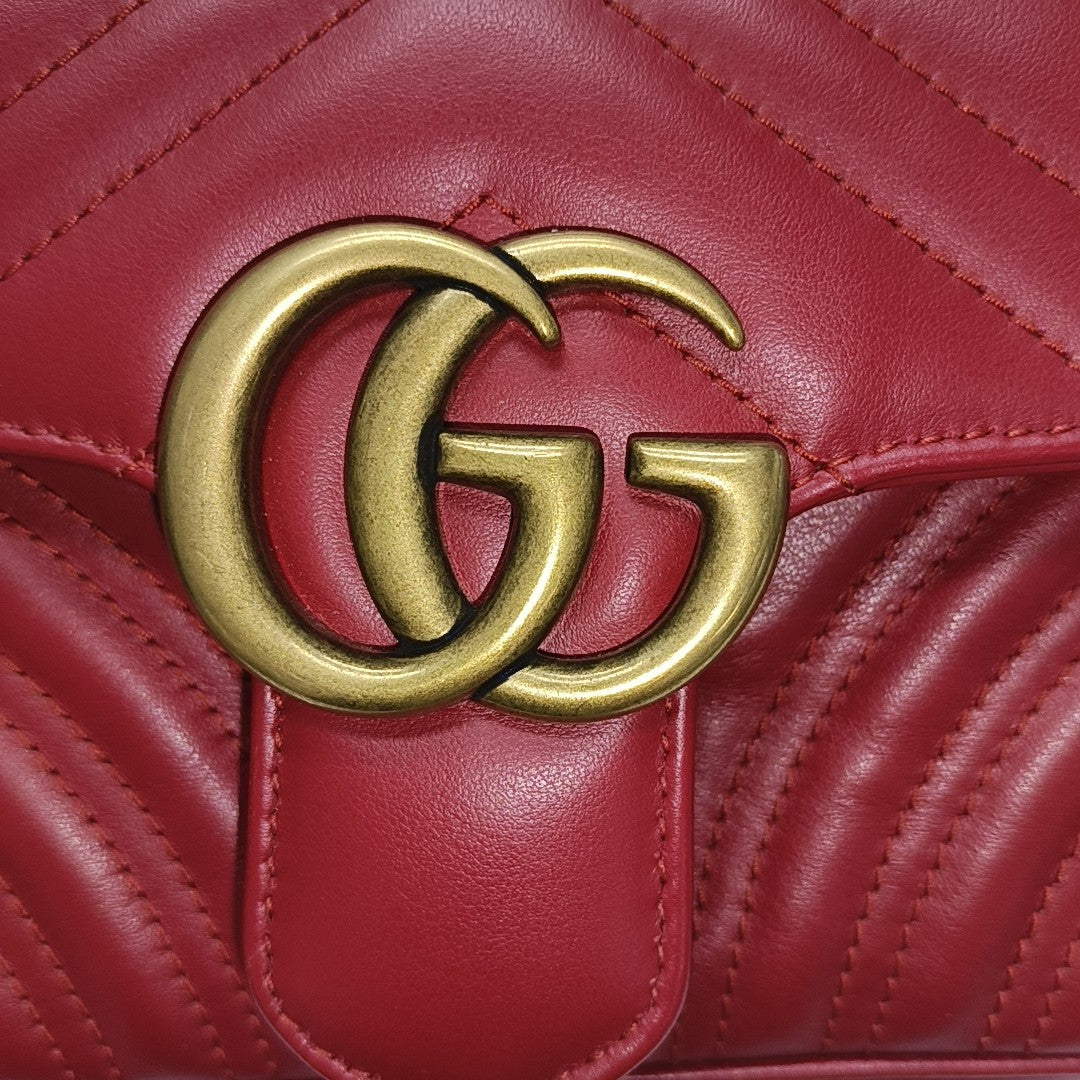 Authenticated pre-owned  GG Marmont Small Quilted Calfskin Red - Shoulder Bag at Looply