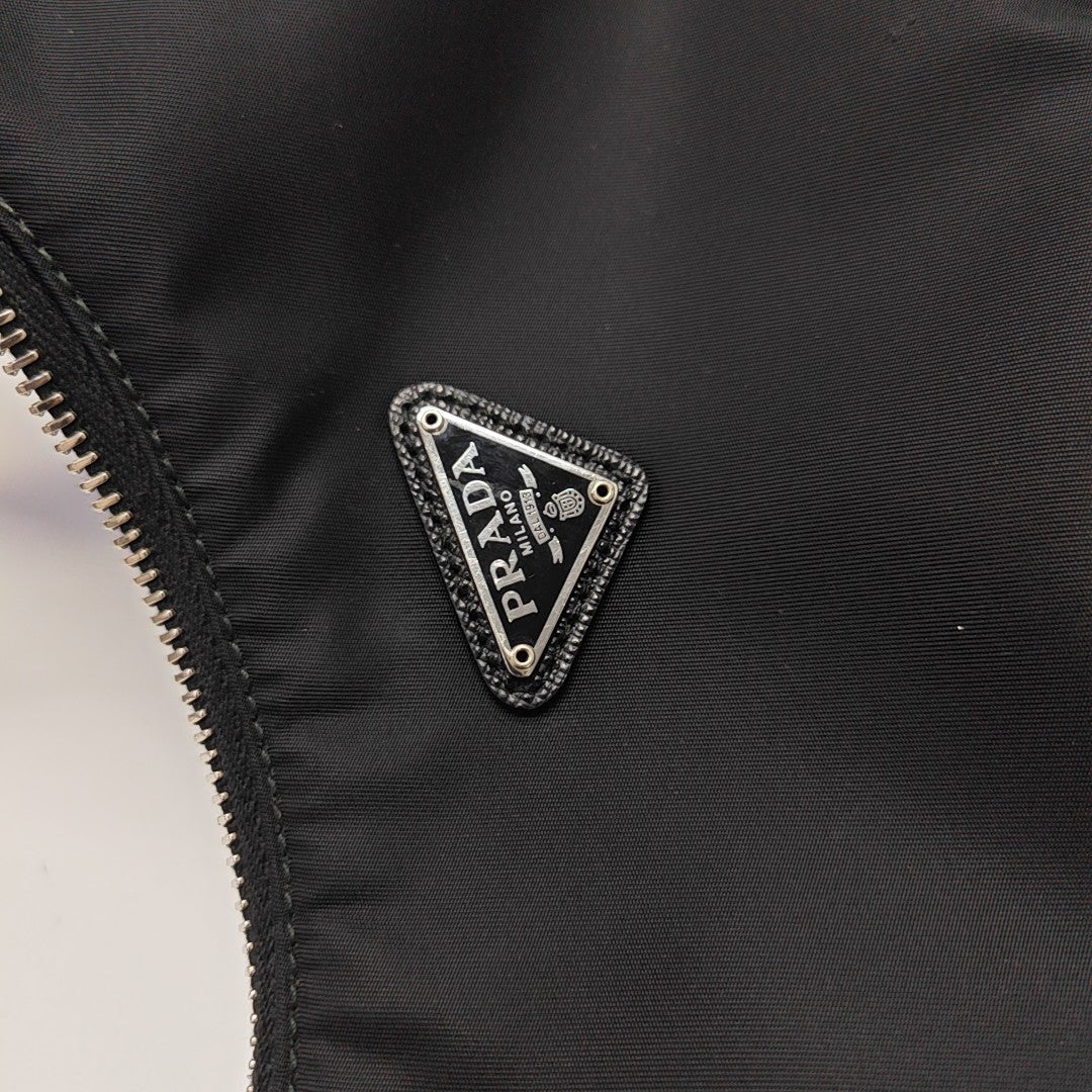 Re-Edition2005 Nylon Black