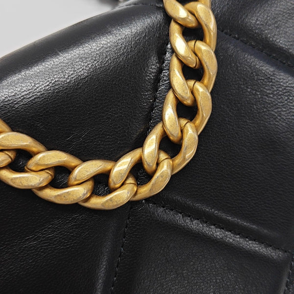 CHANEL 19 WOC Quilted Lambskin Black