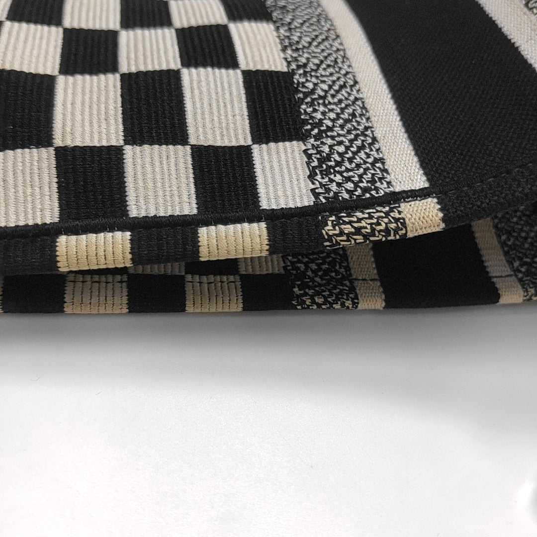 Authenticated pre-owned  Book Tote Large Canvas Black - Tote Bag at Looply