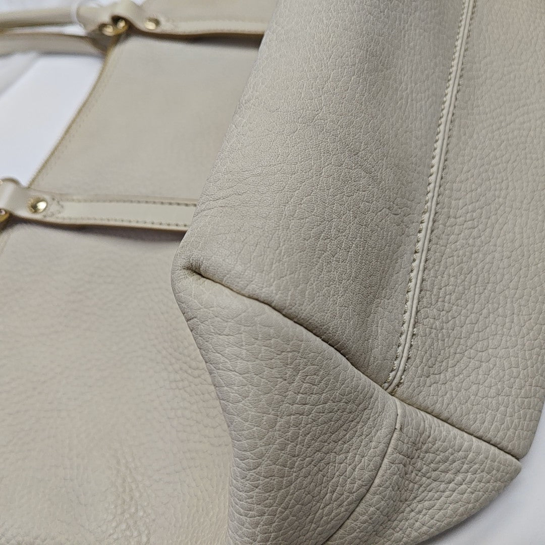 Salisbury Medium Calfskin Beige