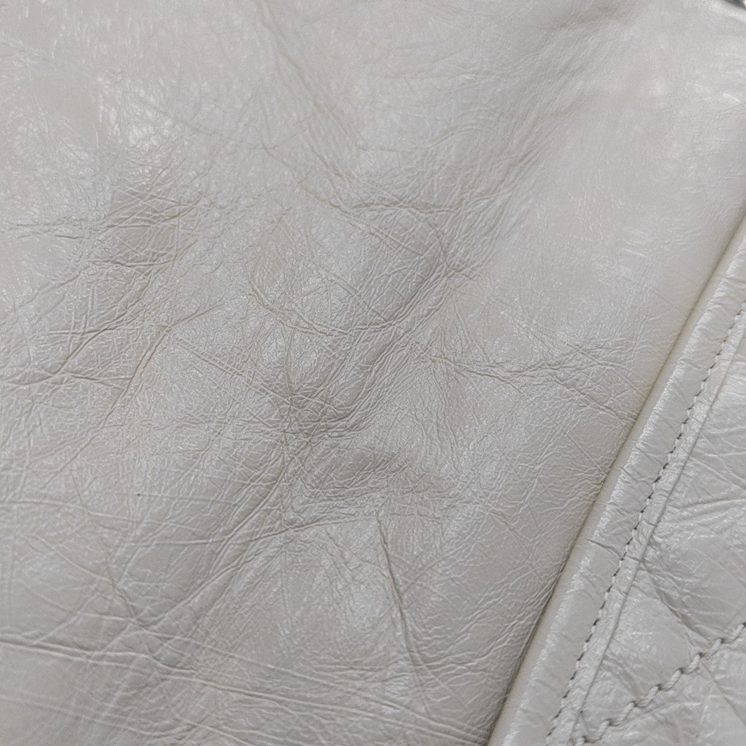 NIKI Medium Chevron Calfskin Gray
