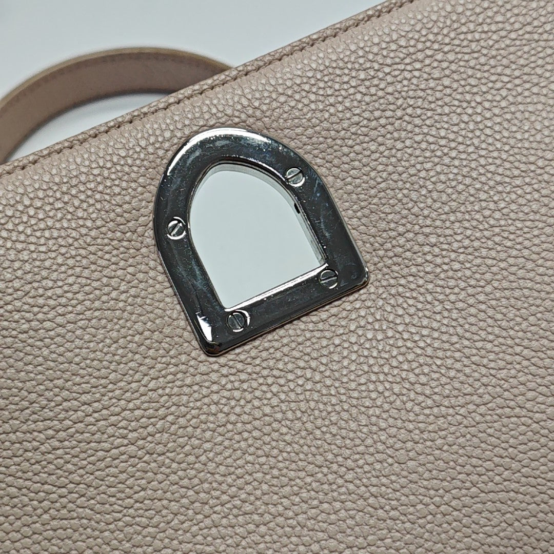 Diorama Medium Cannage Calfskin Pink