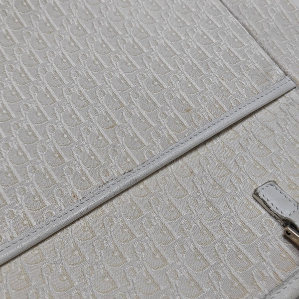 Oblique Canvas White