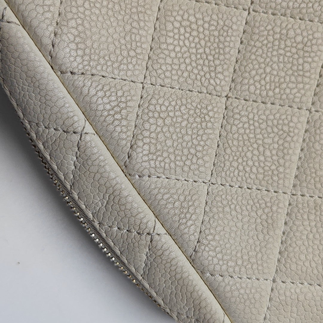 CAMERA CASE Quilted Grained Calfskin White