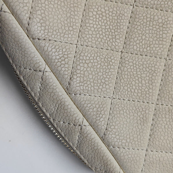 CAMERA CASE Quilted Grained Calfskin White