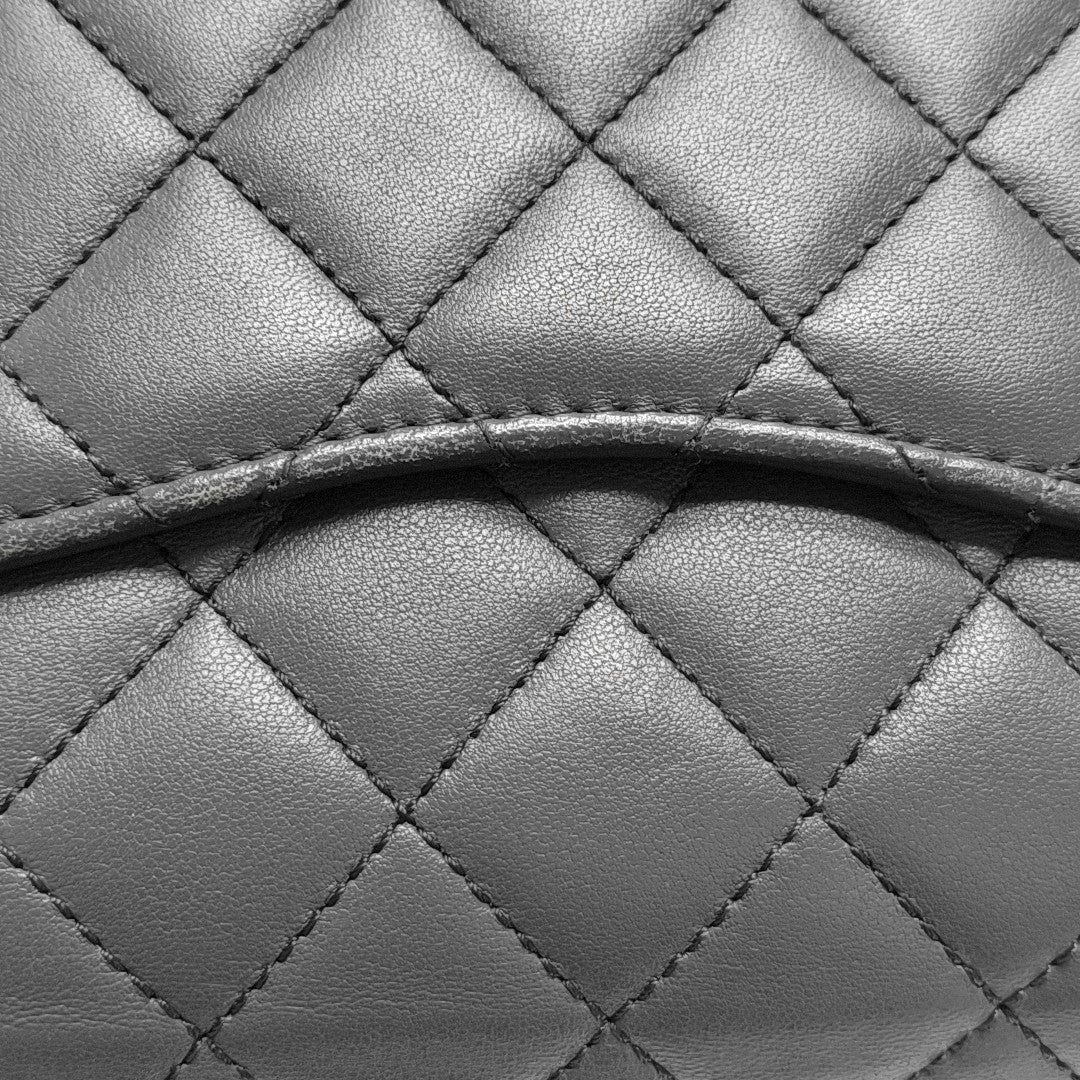 CLASSIC FLAP Mini Quilted Lambskin Gray