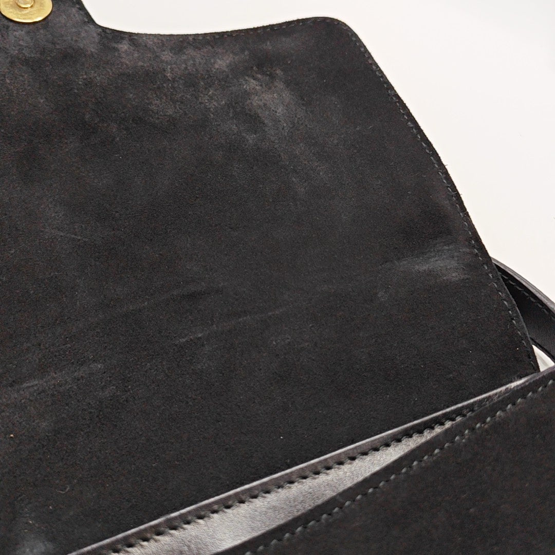 Arli Medium Suede Black
