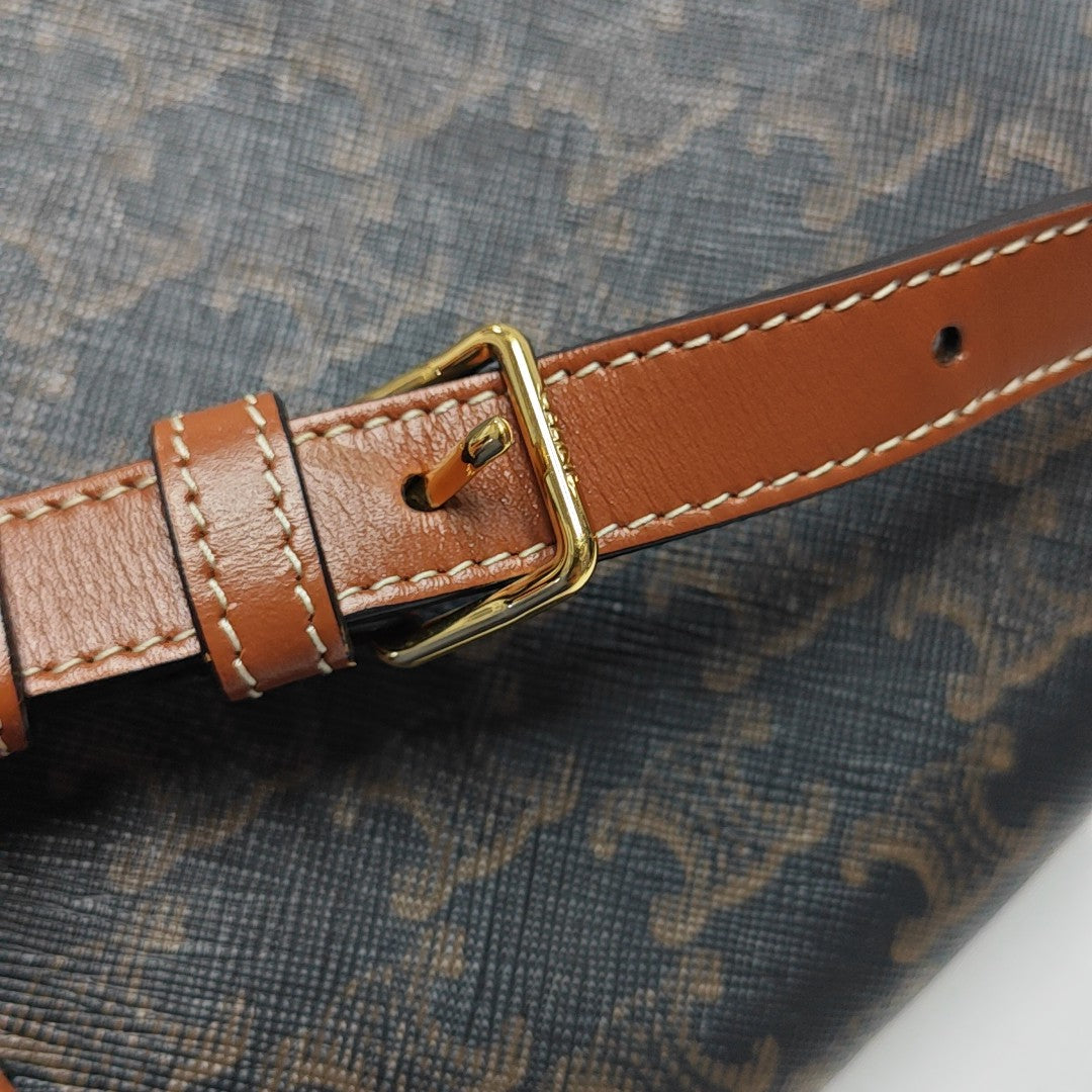 FOLCO Medium Coated Canvas Brown
