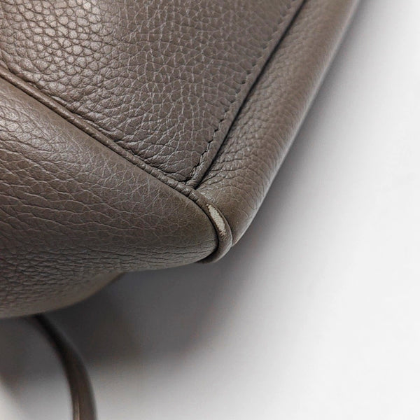 Authenticated pre-owned  16 Medium Calfskin Grey - Shoulder Bag at Looply