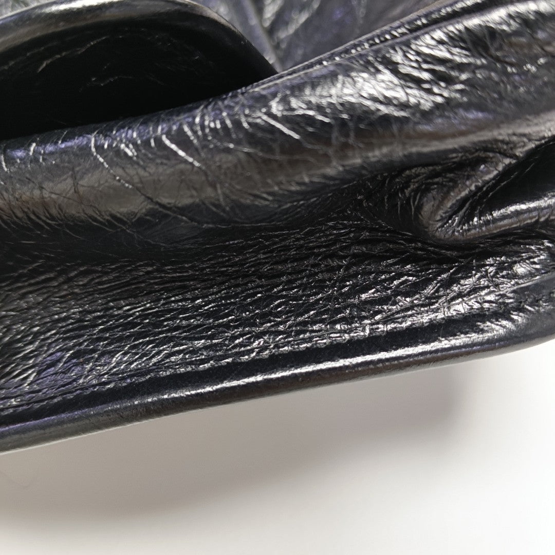 NIKI Small Chevron Calfskin Black