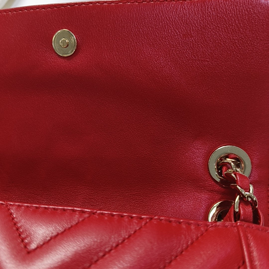 Chevron, Quilted Calfskin Red