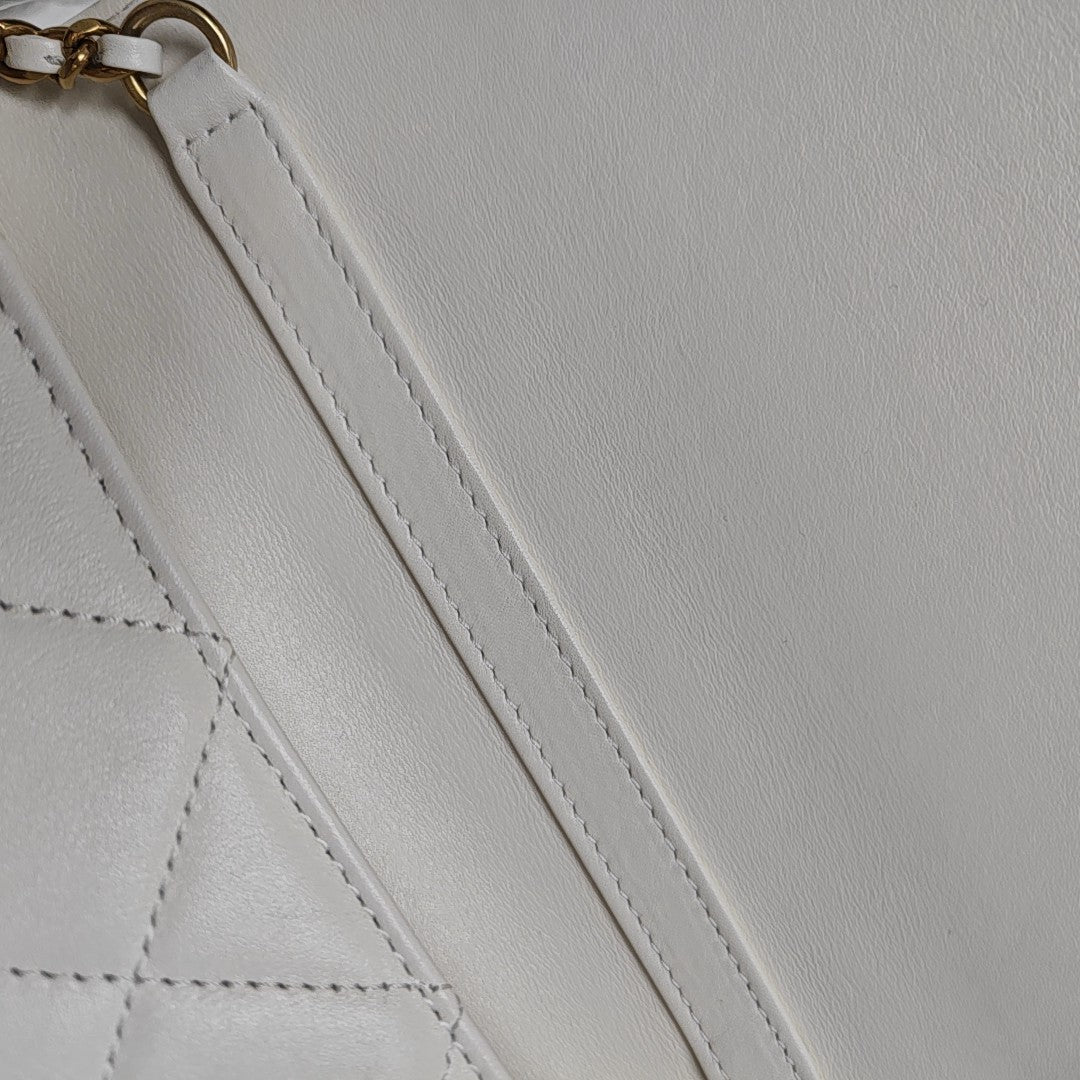 Quilted Calfskin White