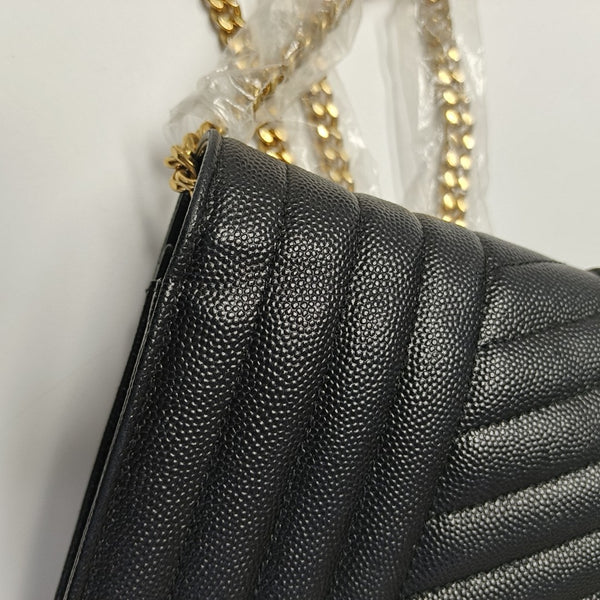 MONOGRAM Medium Chevron Calfskin Black