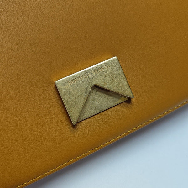 Mount Calfskin Brown