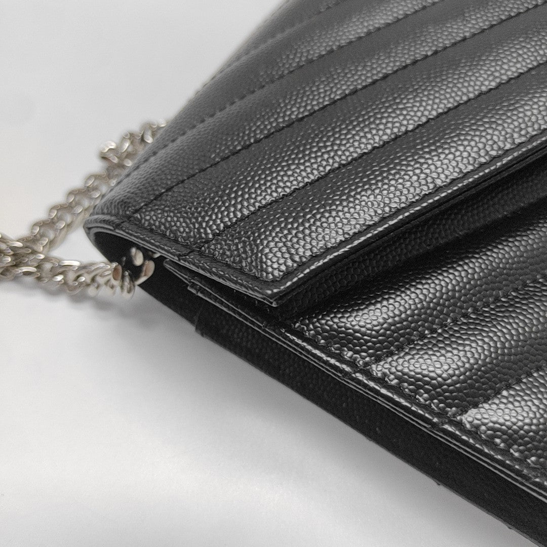 MONOGRAM Medium Chevron Calfskin Black