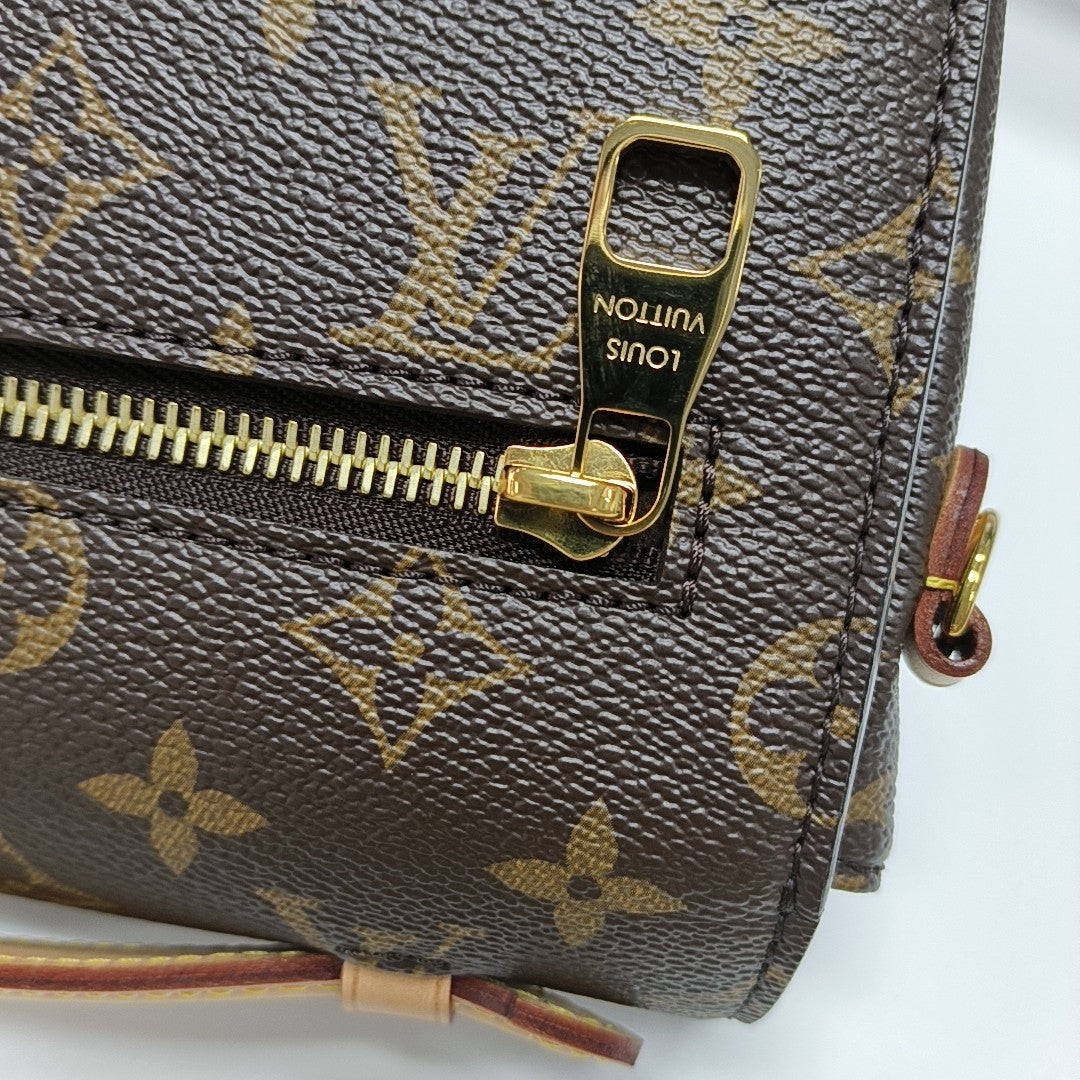 MÉTIS MM Monogram Coated Canvas Brown