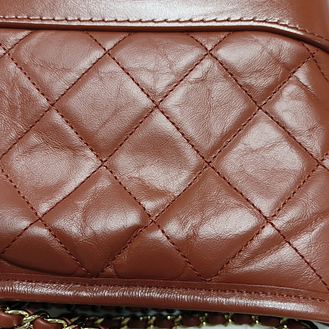GABRIELLE Small Quilted Calfskin Red