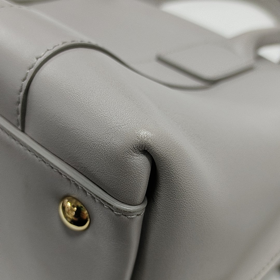 Sookie Calfskin Gray