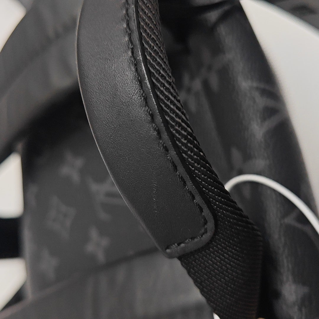 DISCOVERY PM Monogram Coated Canvas Black