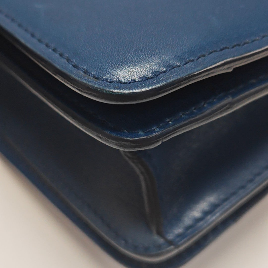 CLASSIC BOX Mini Calfskin Blue