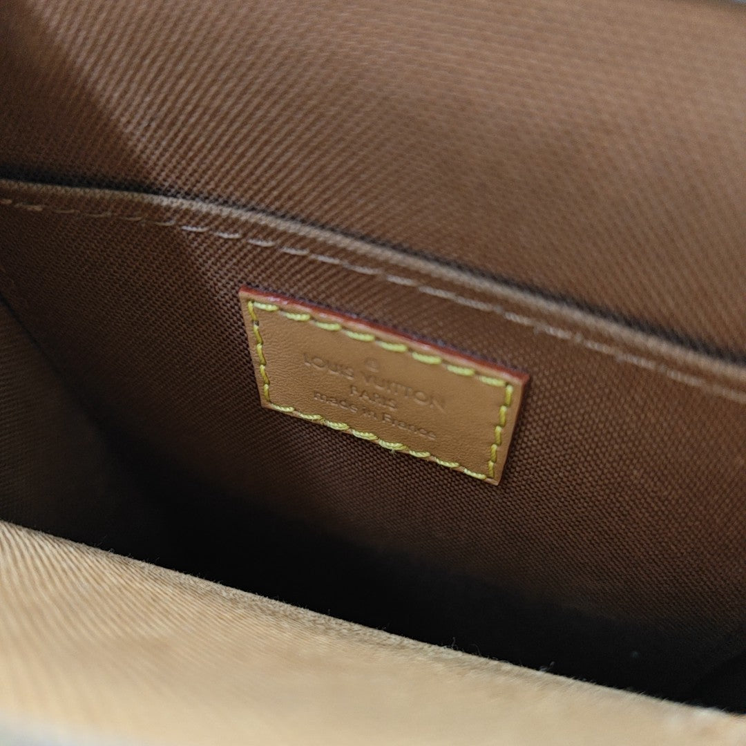 Authenticated pre-owned  SAC PLAT Mini Monogram Coated Canvas Brown - Tote Bag at Looply