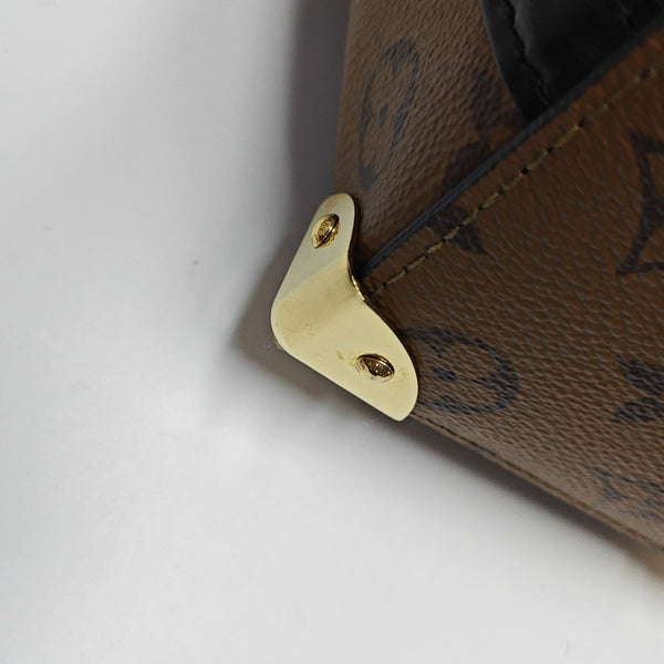 NOÉ PURSE LV CHARMS Monogram Coated Canvas Brown