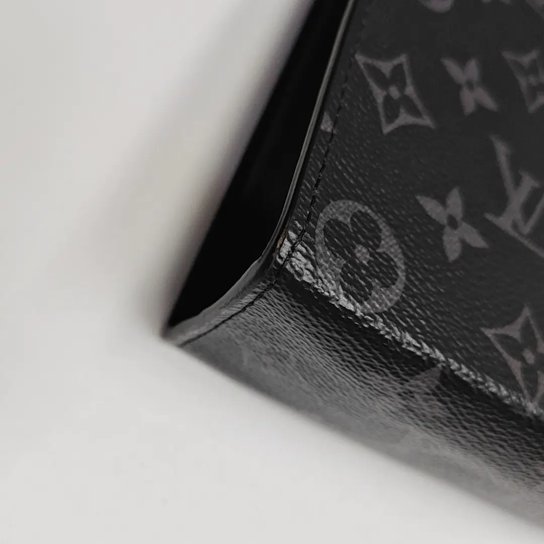 Pochette Voyag MM Monogram Coated Canvas Black