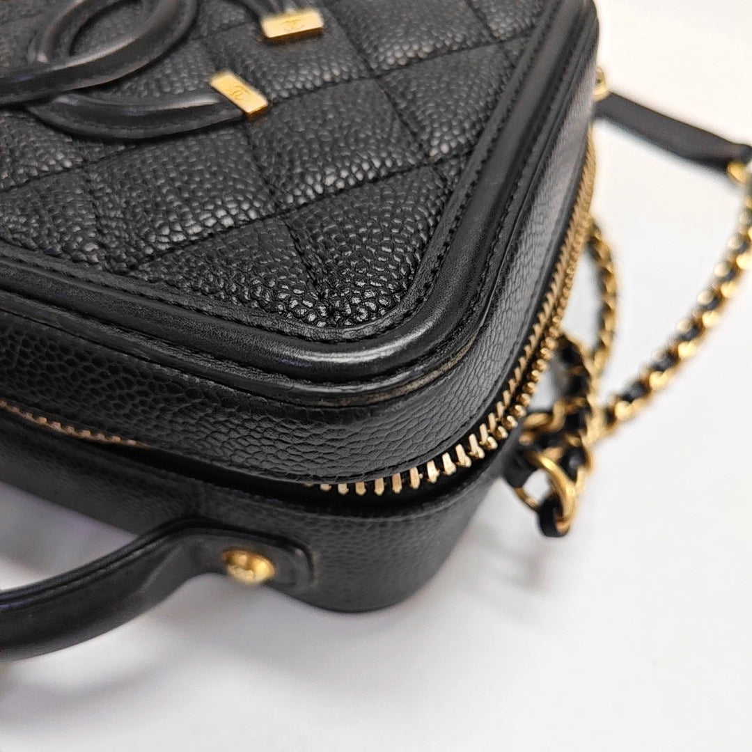 FILIGREE Small Quilted Grained Calfskin Black