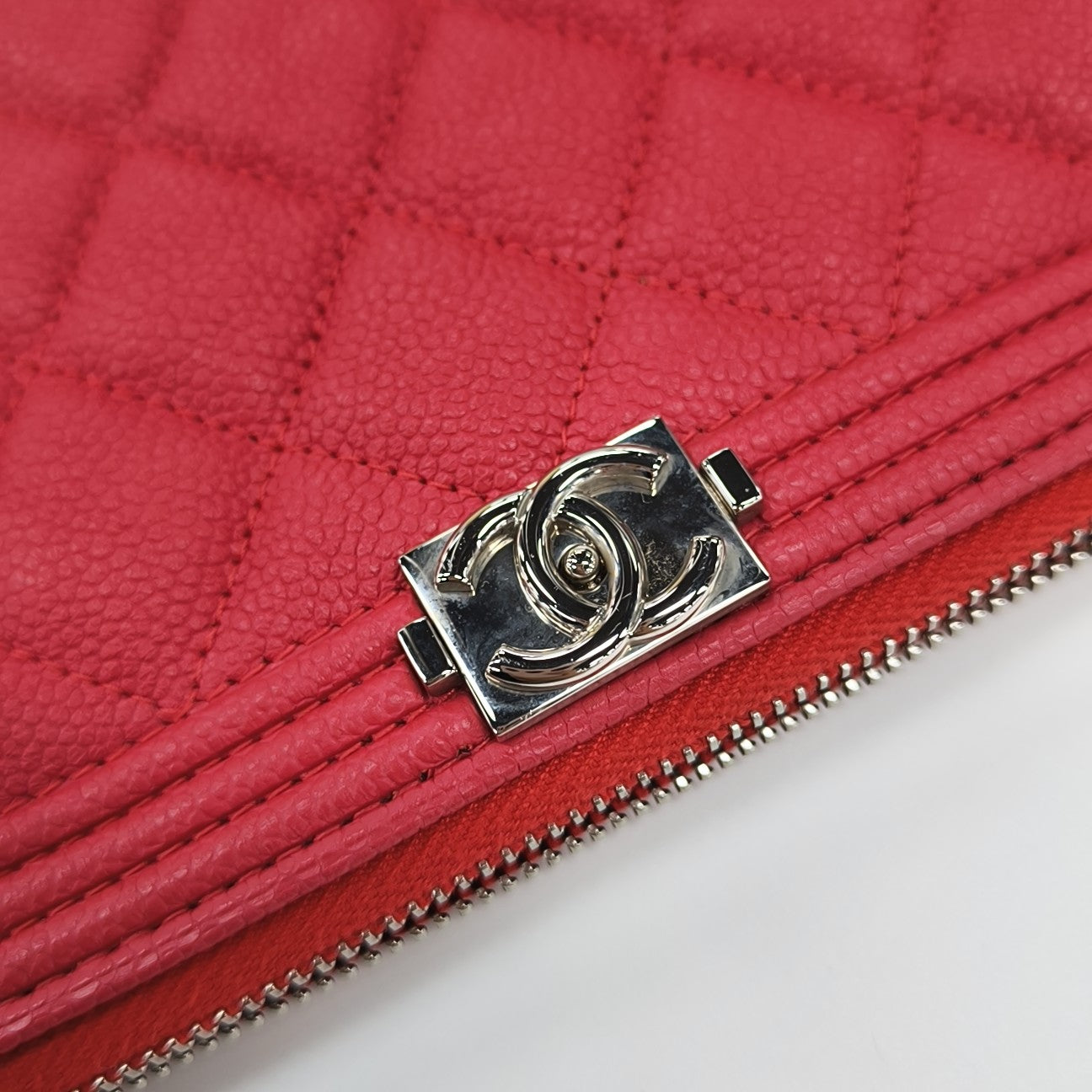 BOY CHANEL Medium Quilted Grained Calfskin Red