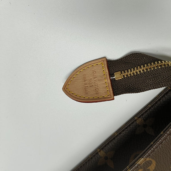 TOILET POCKET 26 Monogram Coated Canvas Brown