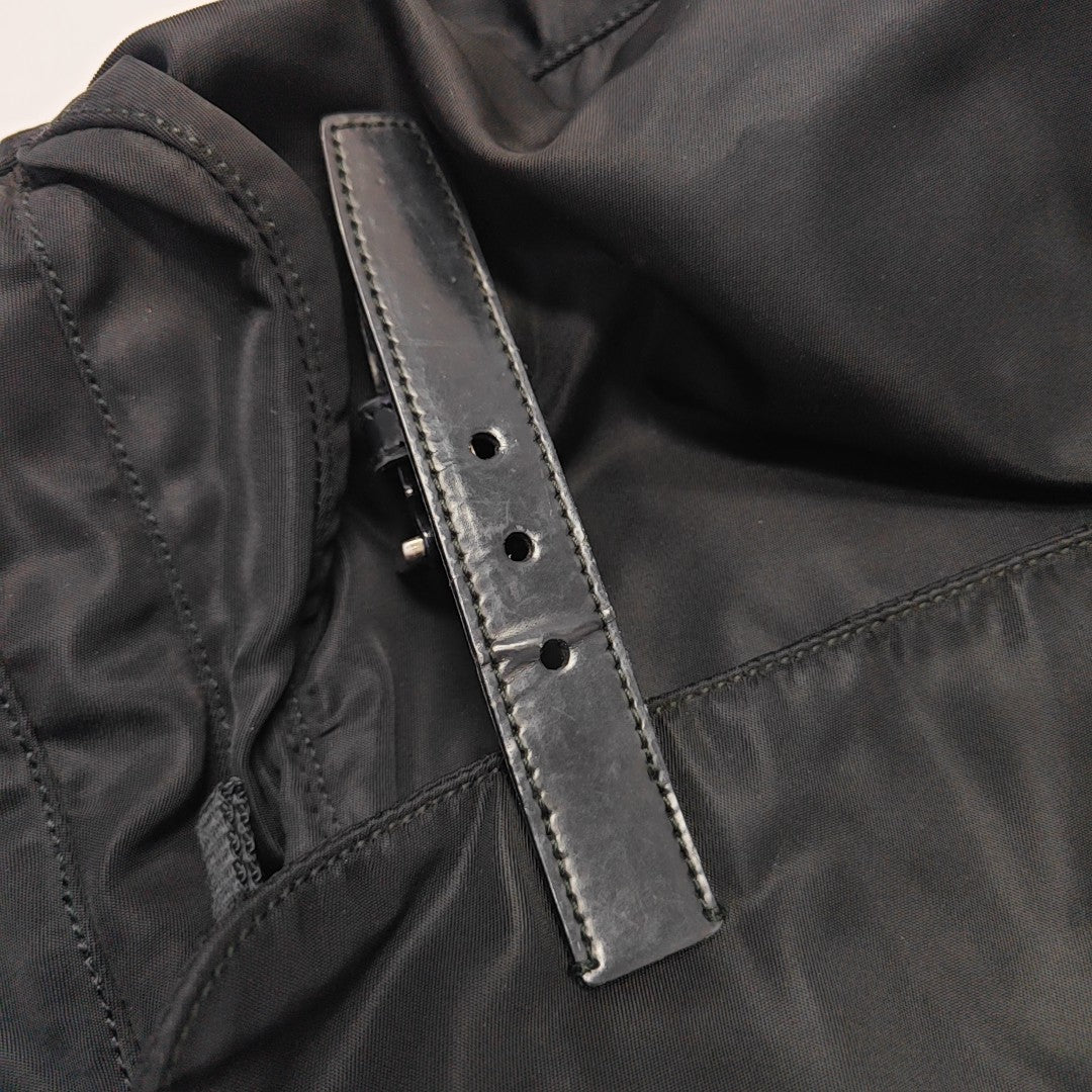 Vela Messenger Bag Nylon Black