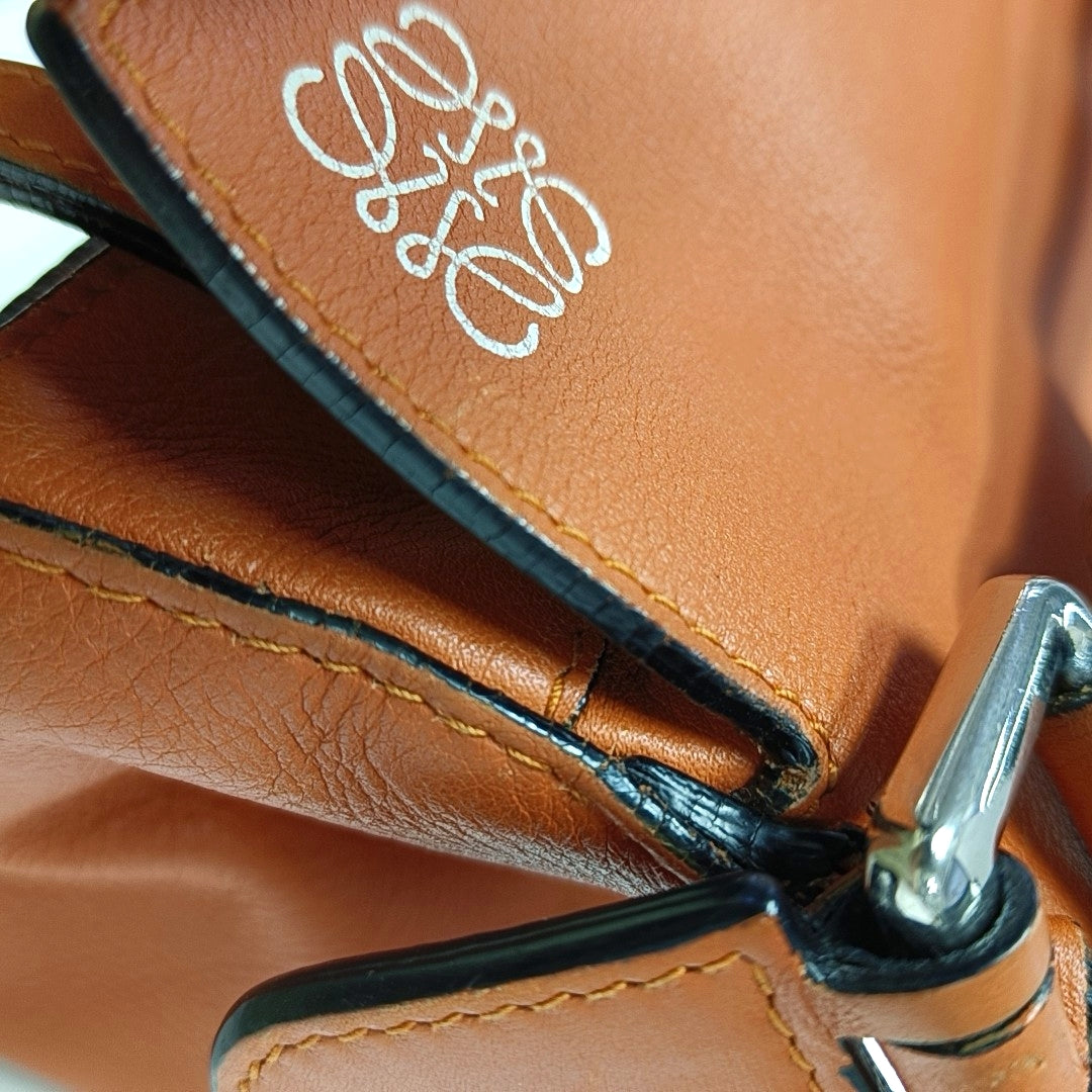 Authenticated pre-owned  Puzzle Calfskin Orange - Shoulder Bag at Looply