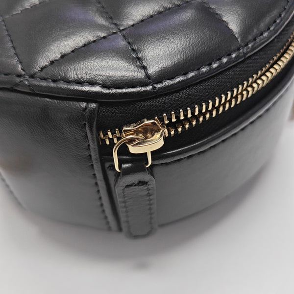 CHANEL 19 Quilted Lambskin Black