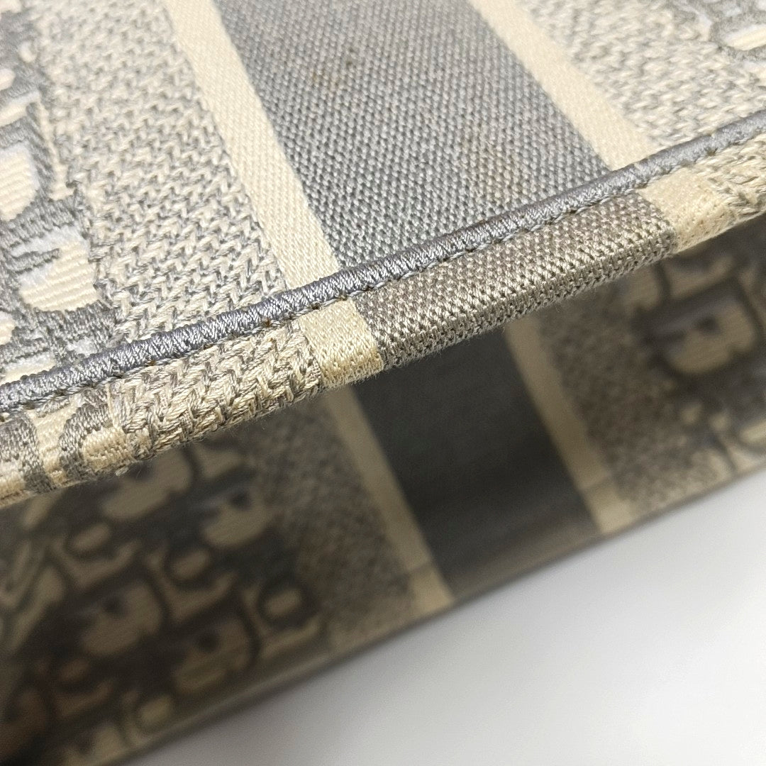 Book Tote Medium Oblique Canvas Gray